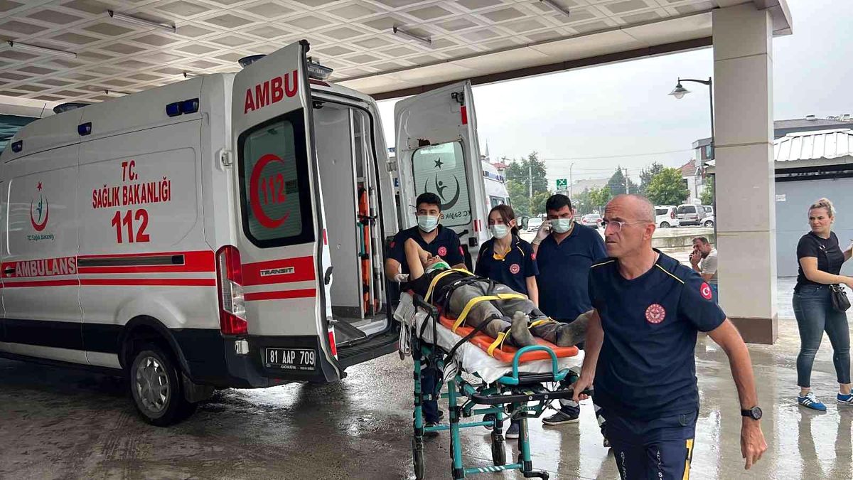 Patpat uçuruma uçtu: 4 yaralı
