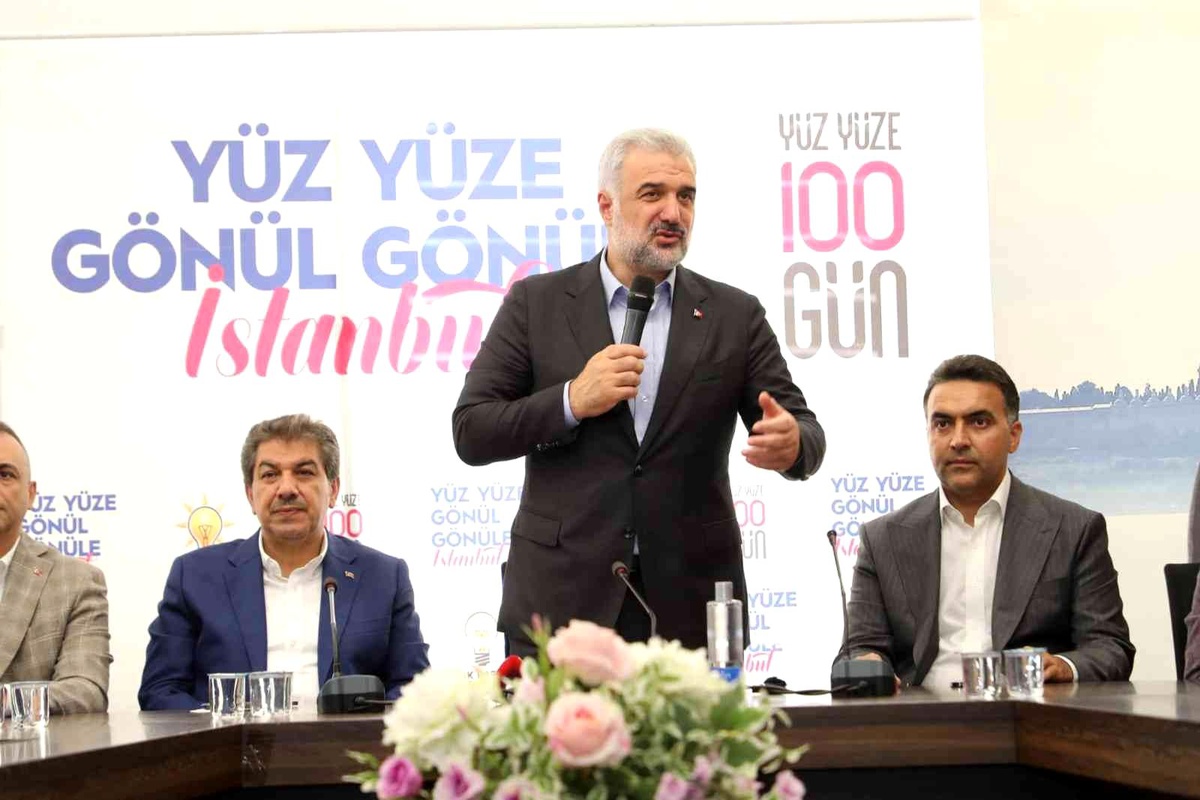 AK Parti "Yüz Yüze 100 Gün" programı ile İstanbul\'da sahaya indi
