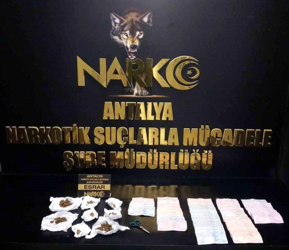 Antalya\'da uyuşturucu operasyonu: 53 gözaltı