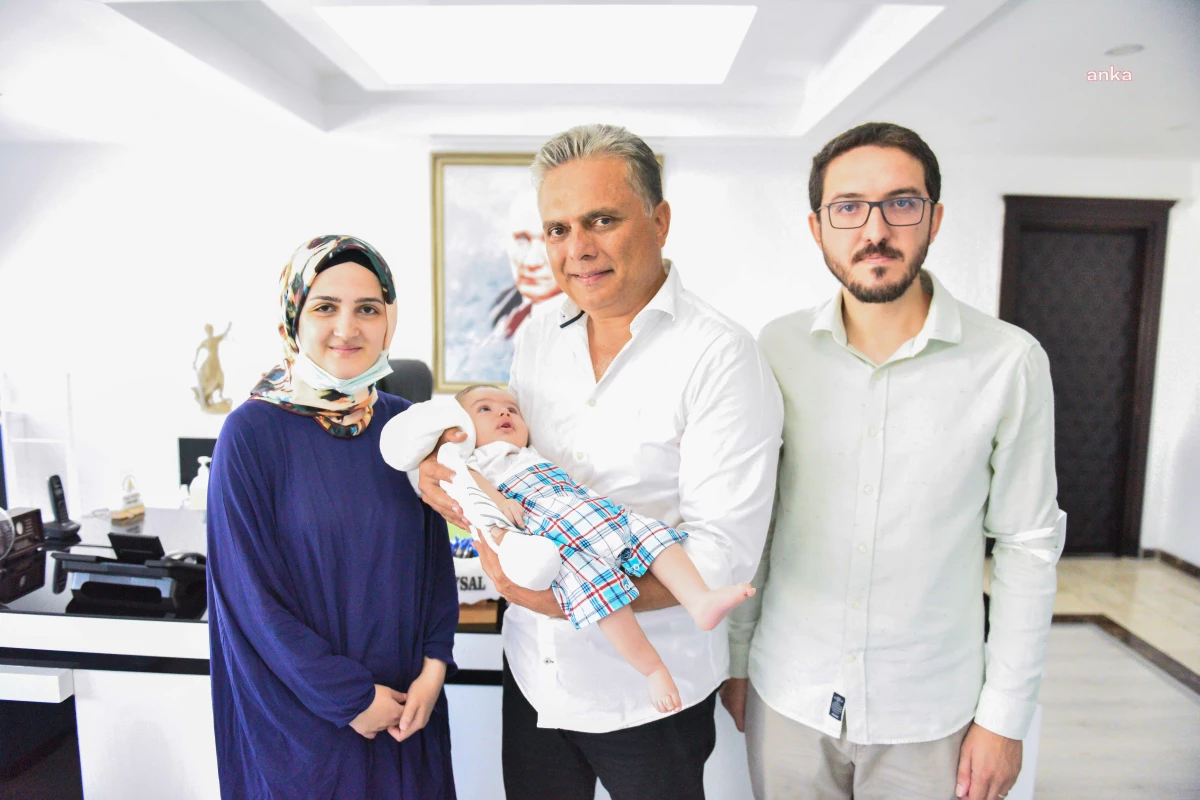 Başkan Uysal Sma Hastası Mehmet Eren Bebeğin Ailesiyle Bir Araya Geldi