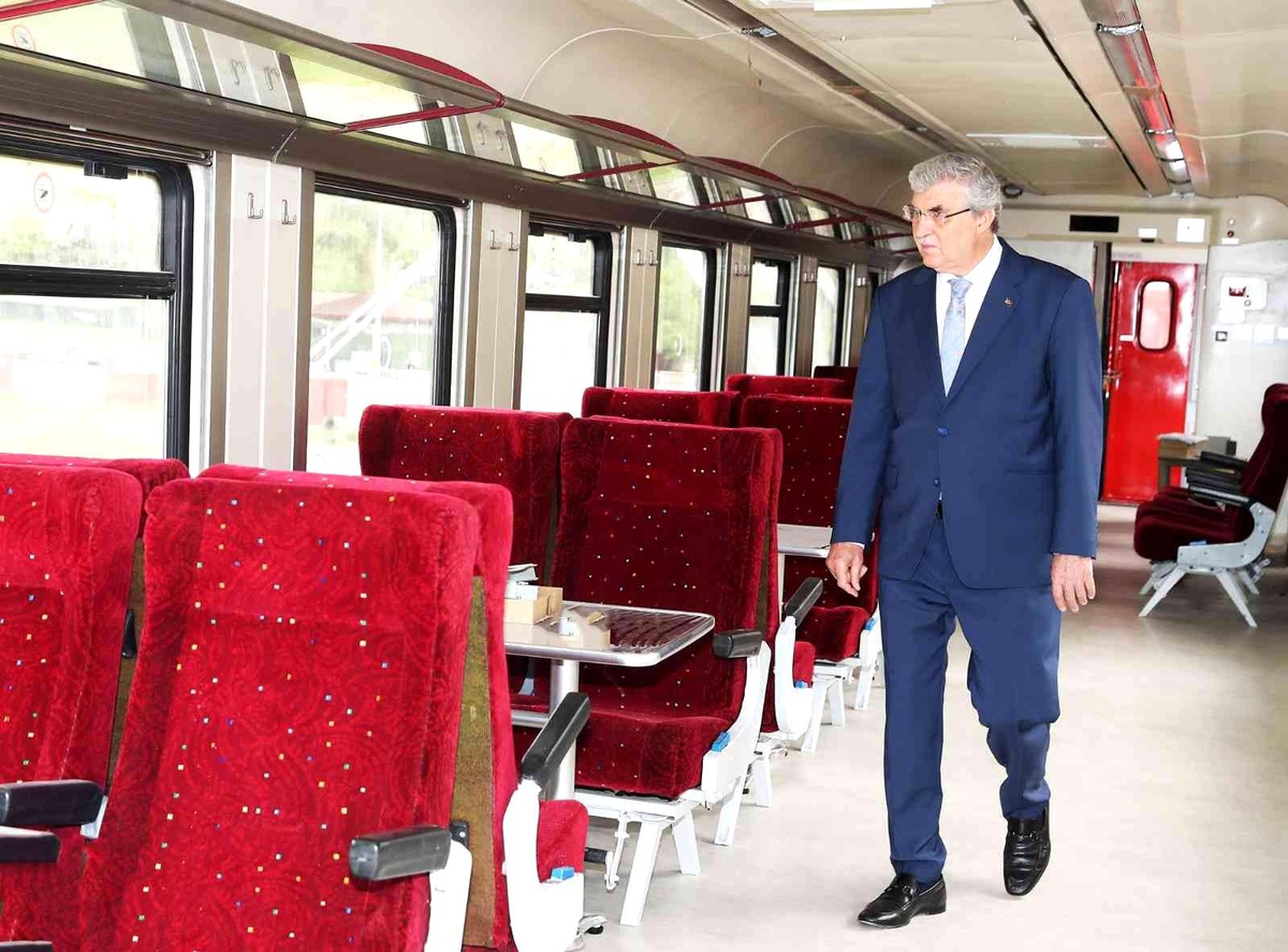 Başkan Yüce: "Çınarlı Vagon Kıraathanesi şehrin sembolü olacak"