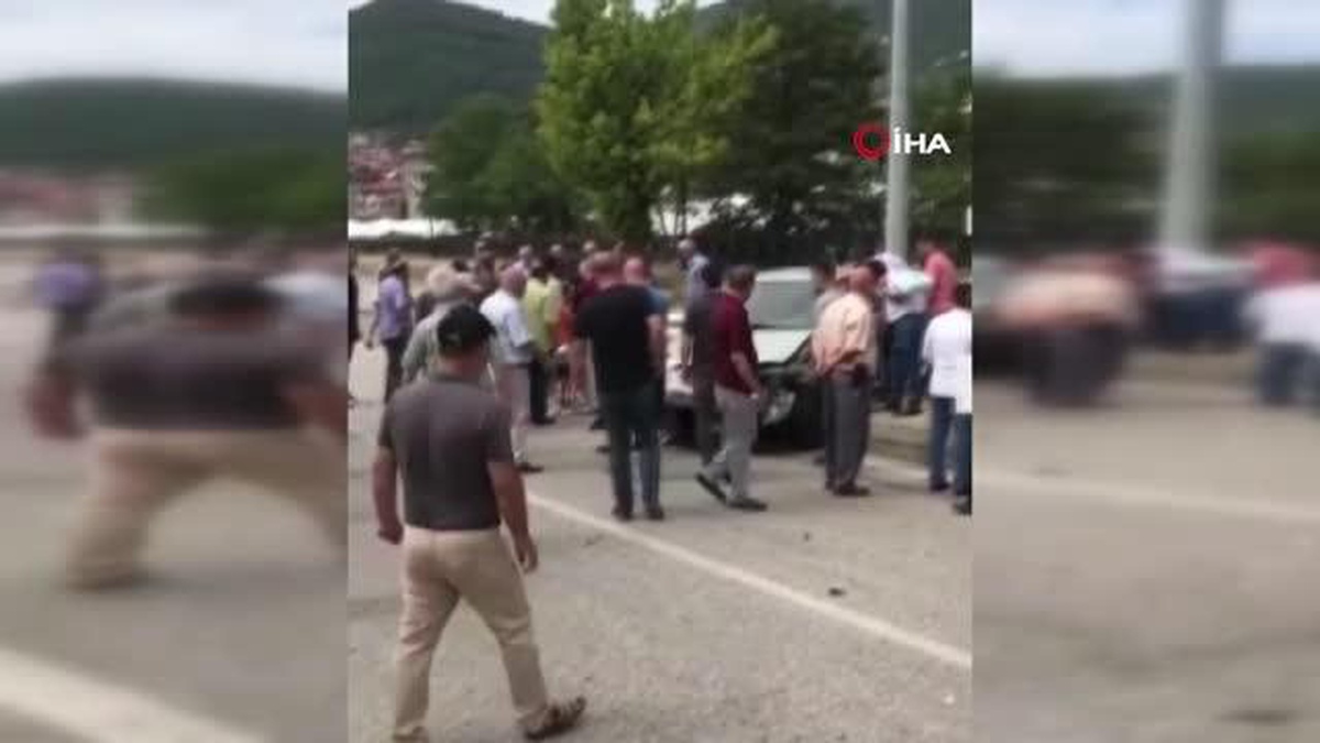 Devrek\'te trafik kazası: 4 yaralı