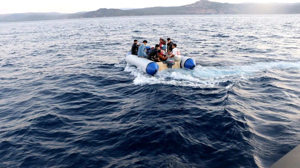 Çanakkale\'de radar ile tespit edilen 16 göçmen yakalandı