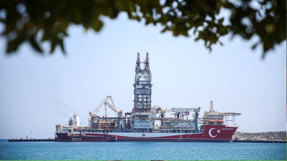 Akdeniz'e açılan Abdülhamid Han, Batı'yı panikletmeye yetti! ABD, Almanya, İngiltere ve Yunan basını Türkiye'yi suçladı