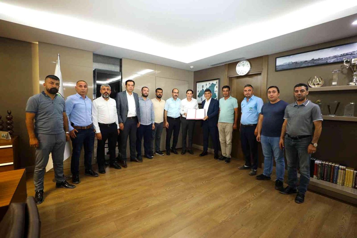 Fadıloğlu\'ndan personele brüt 3 bin TL ekonomik destek primi