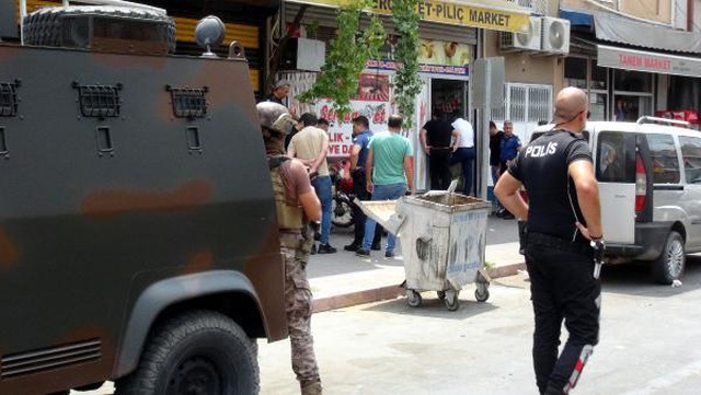 Kayınbiraderlerini yaralayıp, yengelerden birini rehin aldı: Bir süredir ilişki yaşıyorduk Kayınbiraderlerini yaralayıp, yengelerden birini rehin aldı: Bir süredir ilişki yaşıyorduk