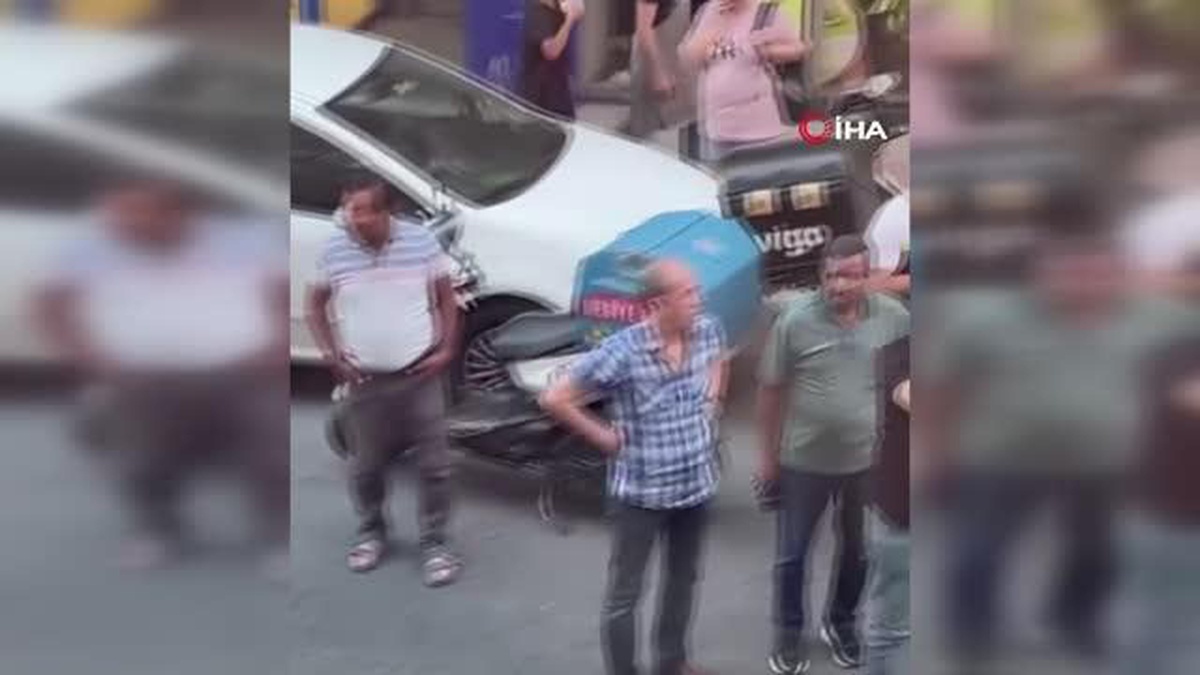 Şişli\'de sipariş yetiştirmeye çalışan iki motosikletli kafa kafaya çarpıştı