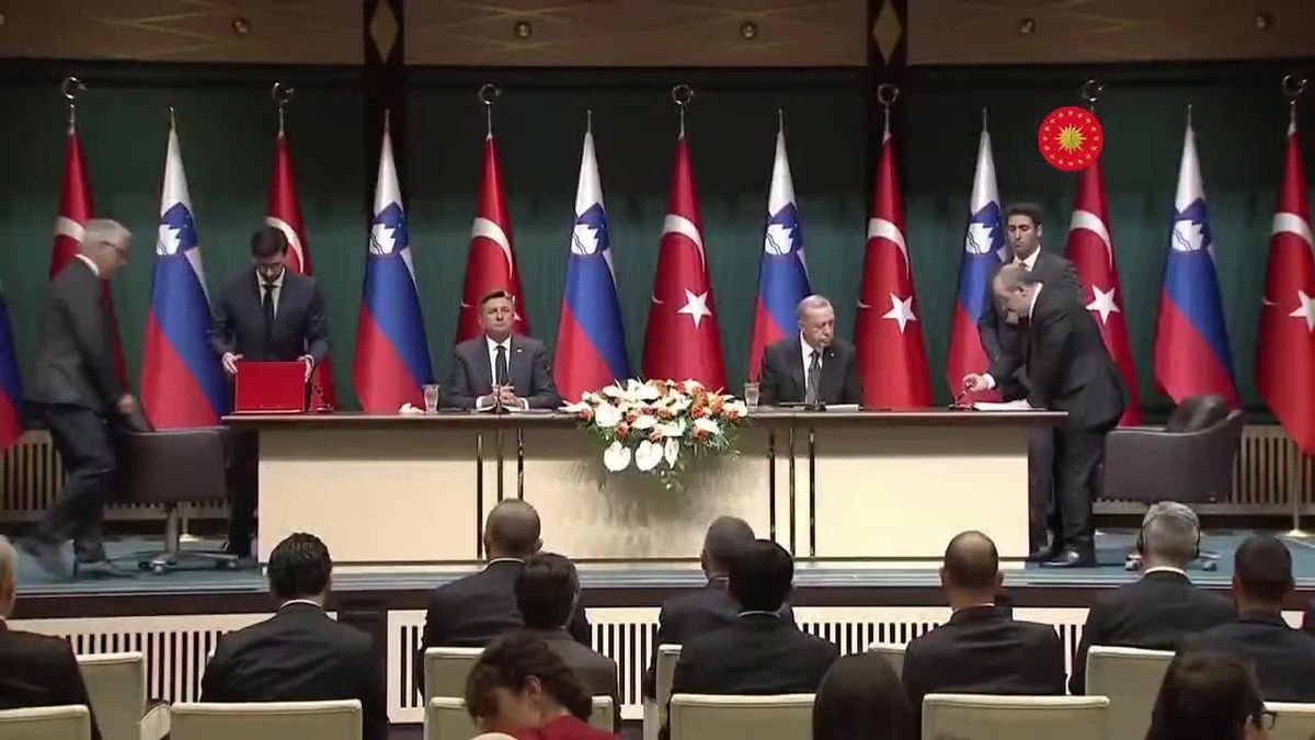 Slovenya Cumhurbaşkanı Pahor: "Beklenilenden Uzun Sürerse Bu Savaş; Buradaki Tansiyon Balkanlara da İnebilir"