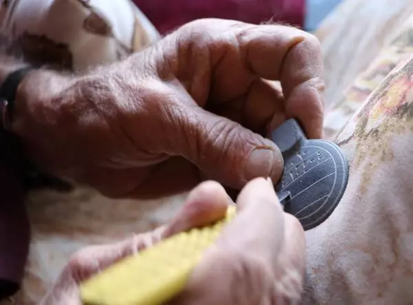 Dünyada Urartuca bilen 12 kişiden biri! Urartu dönemine ait kalenin 60 yıllık bekçisi görevi bırakıyor