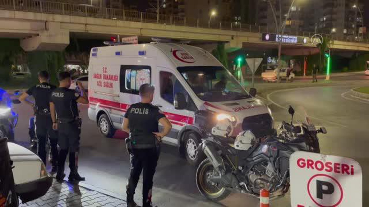 Adana\'da başına tabanca kabzasıyla vurulan genç yaralandı