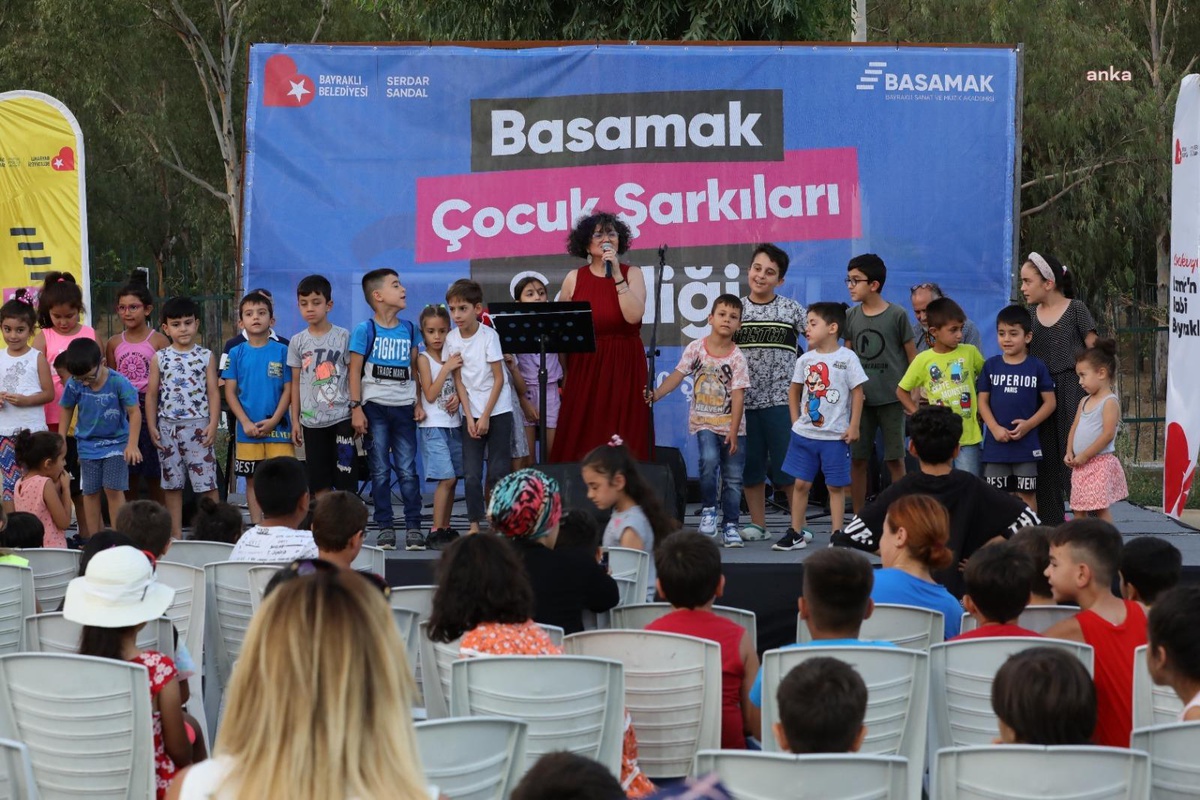 İzmir haberleri... Bayraklı Belediyesi\'nden Çocuk Şarkıları Şenliği