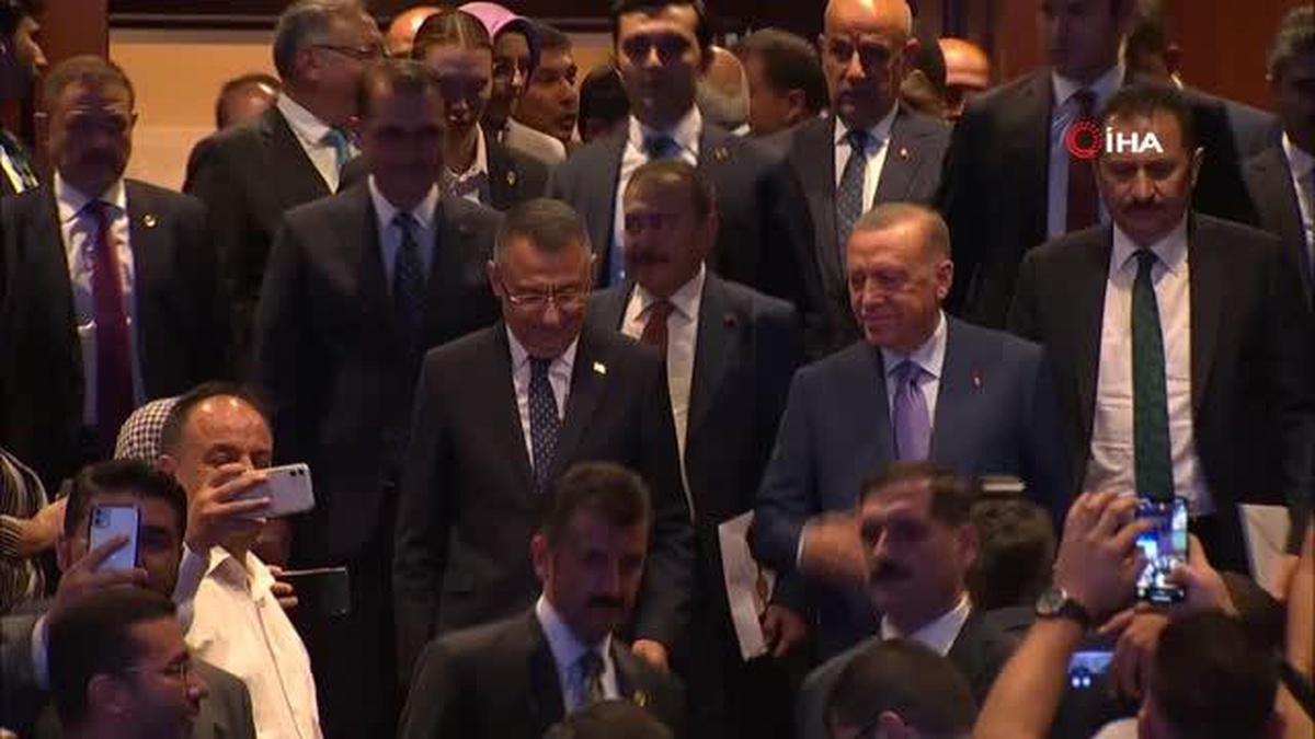 Cumhurbaşkanı Erdoğan\'dan indirim müjdesi: "Büyük baş hayvanlarda da %30-35 gibi bir indirimle satışa başlayacağız"