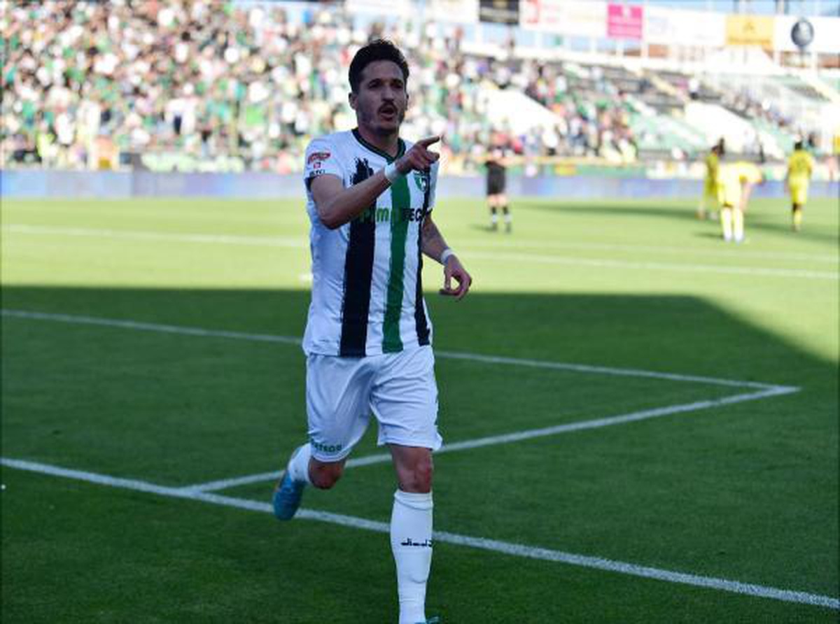 Denizlispor\'da Lopes dönüyor