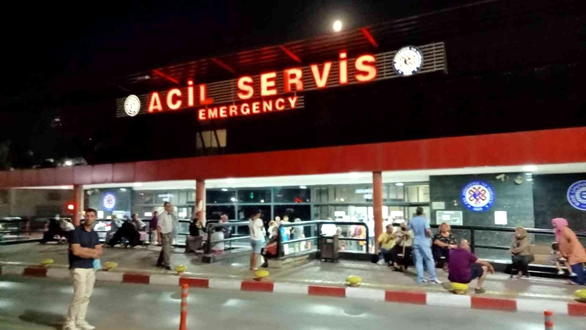 İzmir\'de 12 yaşındaki çocuk maganda tarafından vuruldu