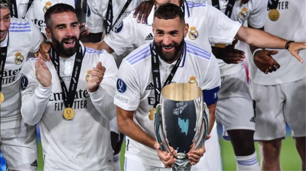 Karim Benzema, Real Madrid formasıyla 324\'üncü golüne ulaşarak kulüp tarihinin en golcü 2. ismi oldu