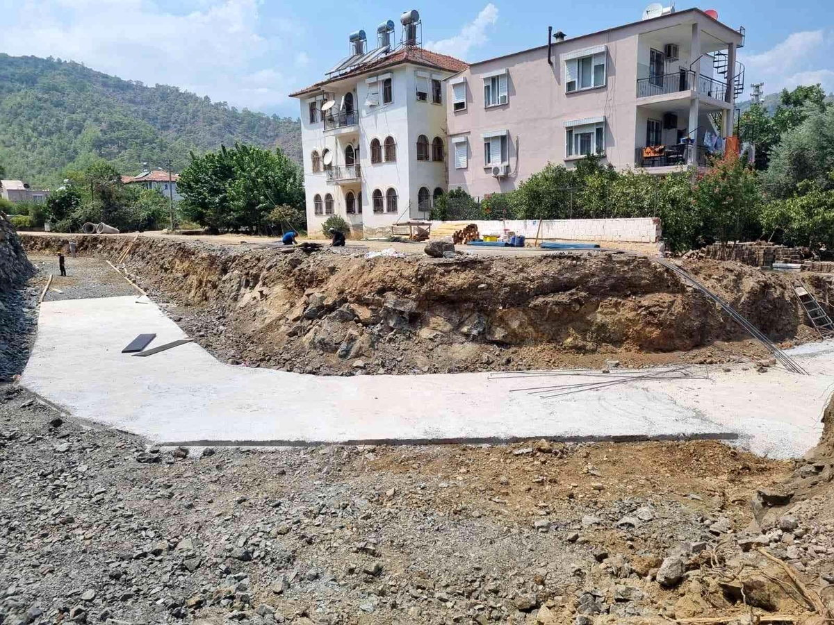 Kemer\'de alt ve üstyapı çalışmaları sürüyor