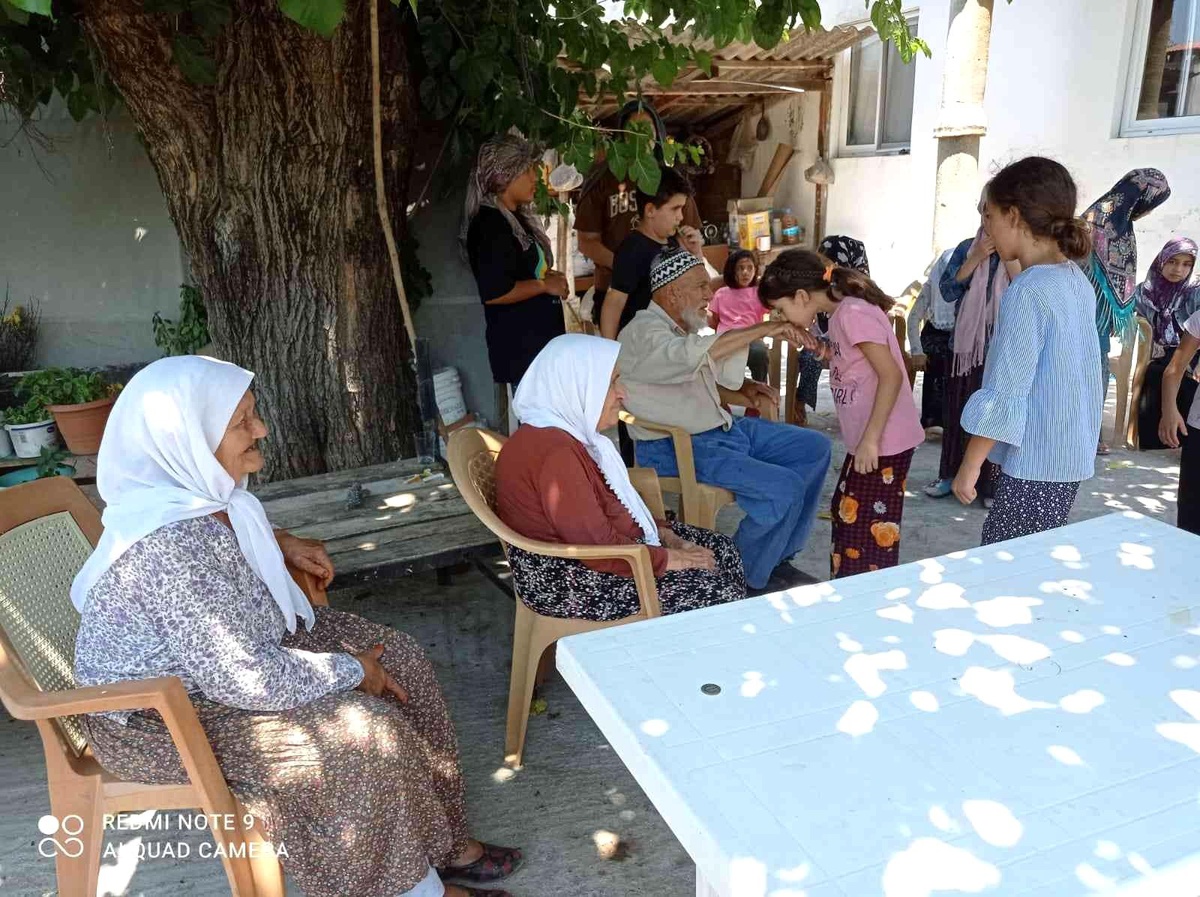 Köyceğiz\'de ulu çınarlara ziyaret, mutlu etti