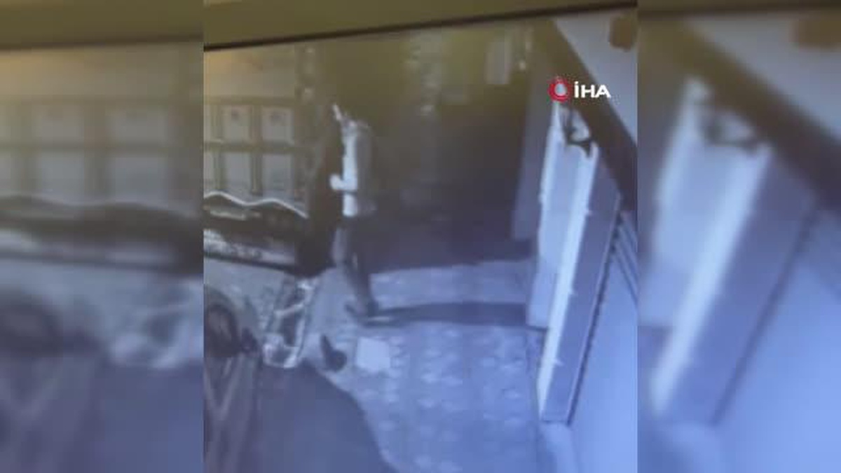 Zeytinburnu\'nda pazarcı kamyonetlerine hırsız dadandı
