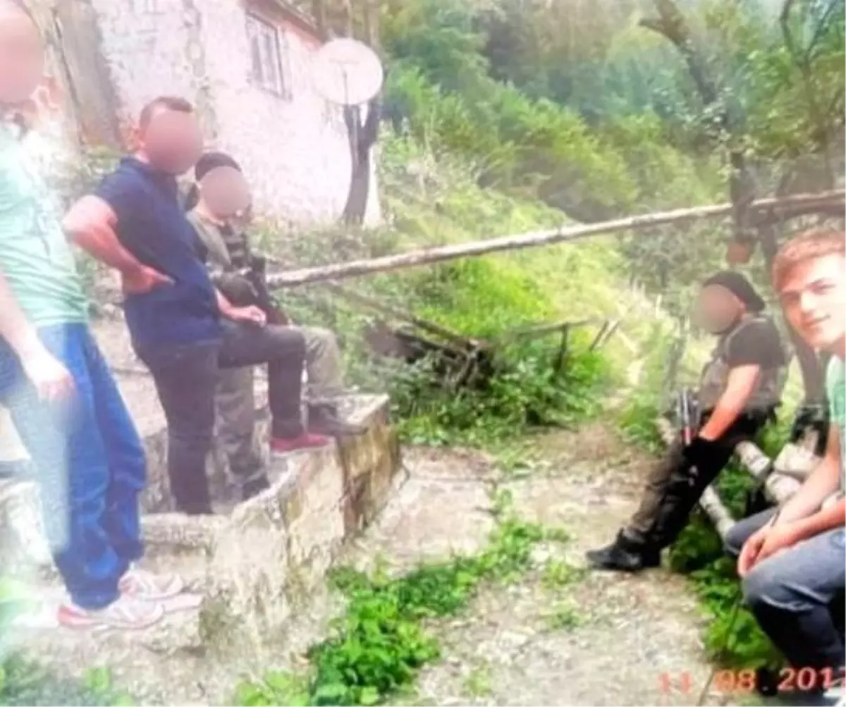 Şehit Astsubay Ferhat Gedik\'in çatışmadan dakikalar önce Eren Bülbül\'ün fotoğrafını çektiği ortaya çıktı