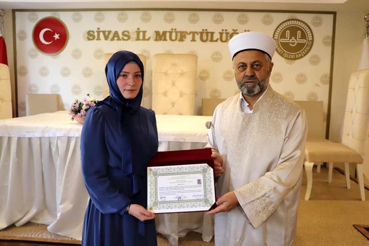 19 yaşındaki Fransız Sivas\'ta Müslüman oldu