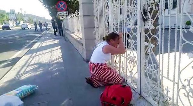 9 aylık çocuğunun kaçırıldığını söyleyip, ağlayarak yardım istedi 9 aylık çocuğunun kaçırıldığını söyleyip, ağlayarak yardım istedi
