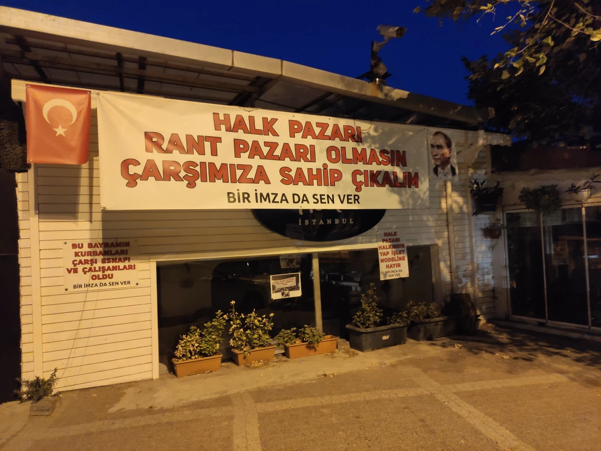Bakırköy Belediyesinin Zeytinlik\'teki dükkan yıkımları esnafın tepkisine yol açtı
