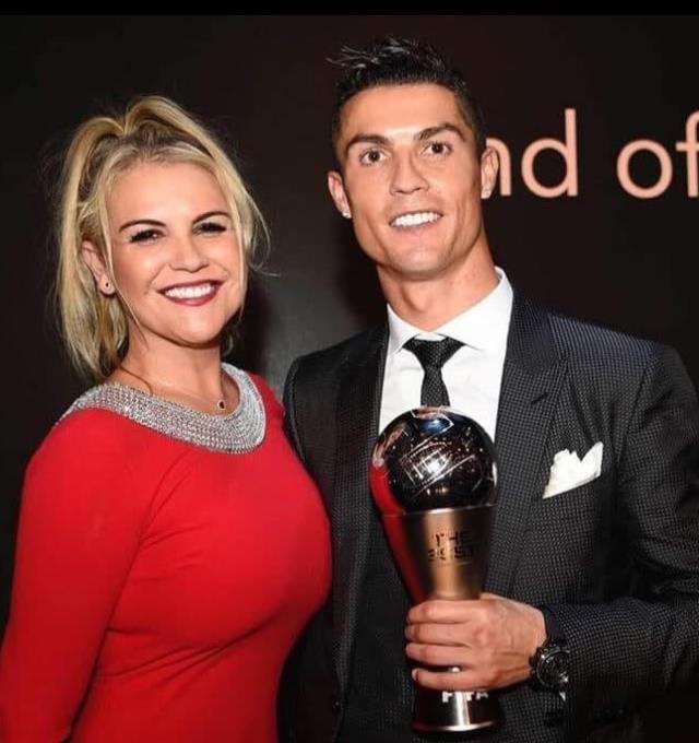 Cristiano Ronaldo'nun kız kardeşi, Real Madrid Başkanı Florentino Perez'i adeta fırçaladı: Saygı duy yaşlı adam Cristiano Ronaldo'nun kız kardeşi, Real Madrid Başkanı Florentino Perez'i adeta fırçaladı: Saygı duy yaşlı adam