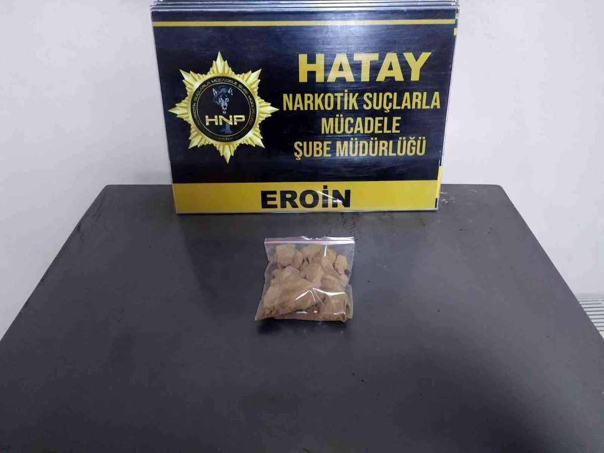 Hatay\'da araçta uyuşturucu ele geçirildi 1 kişi tutuklandı