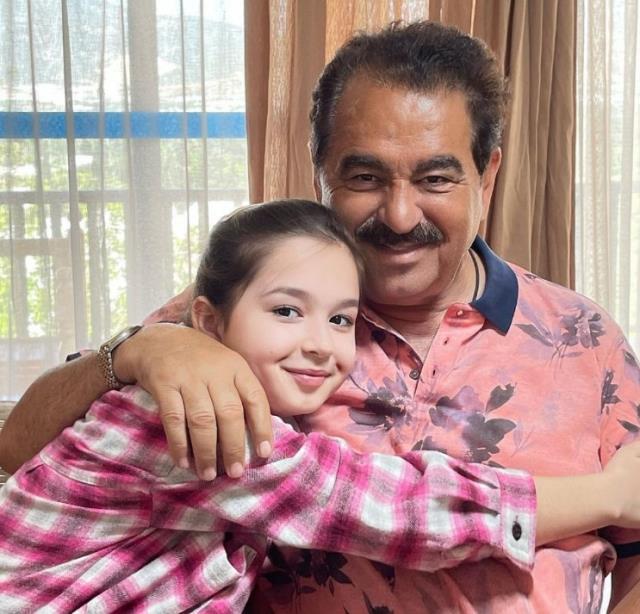 İbrahim Tatlıses'in küçük kızı Elif Ada, büyüyüp annesine boyuna yaklaştı