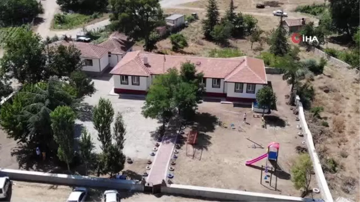 Kapatılan köy okulları artık \'köy yaşam merkezi\' olarak hizmet verecek