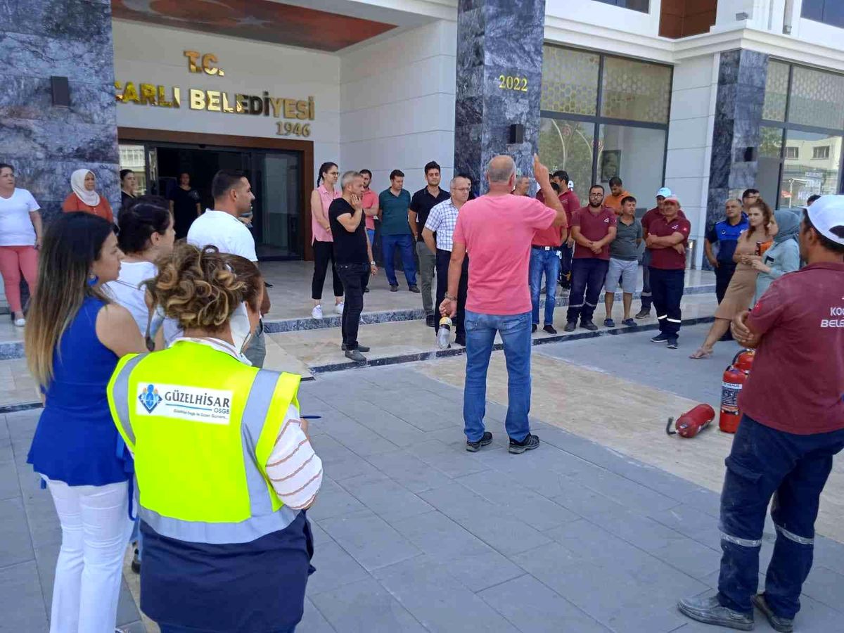 Koçarlı Belediyesi\'nde yangın tatbikatı gerçekleştirildi