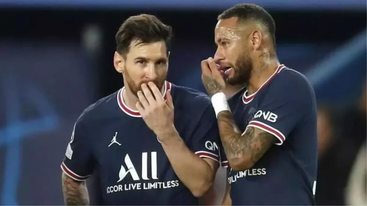 PSG\'nin yıldızları Messi ve Neymar, Altın Top adayı 30 futbolcu arasına giremedi