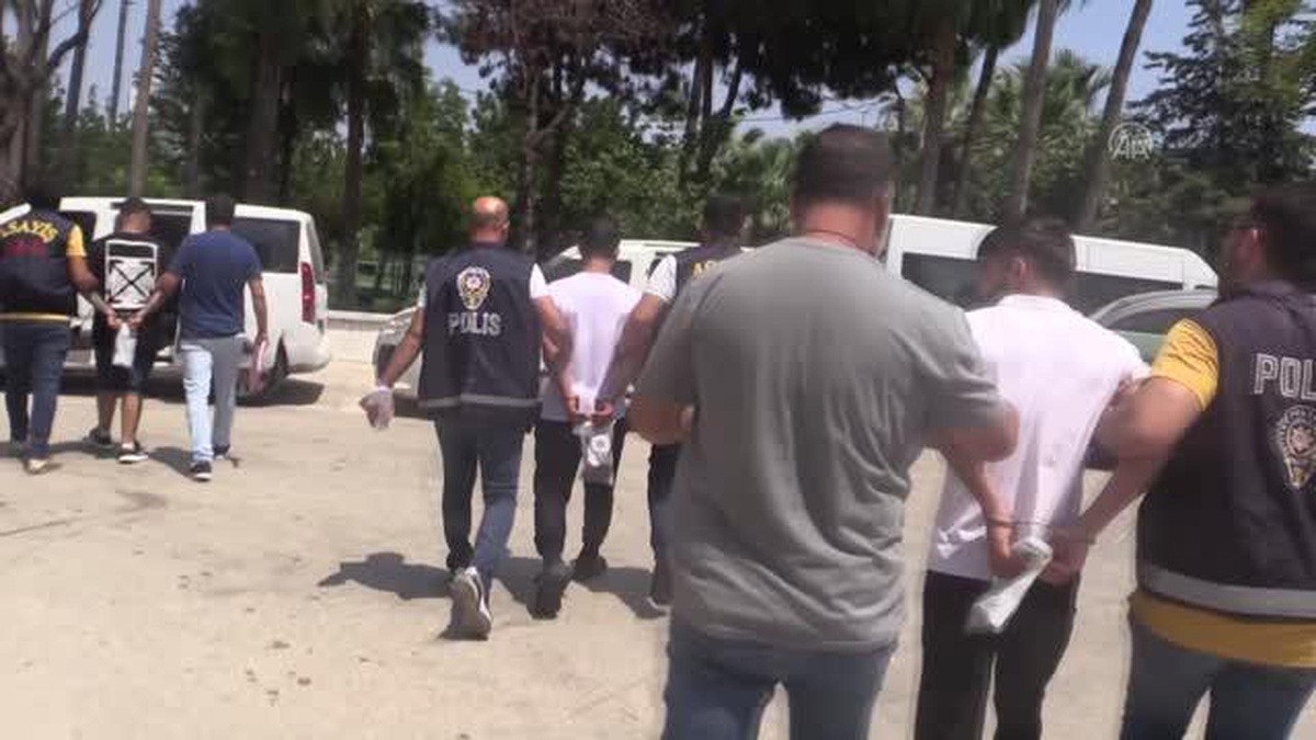 Mersin\'de 2 silahlı saldırı şüphelisi tutuklandı