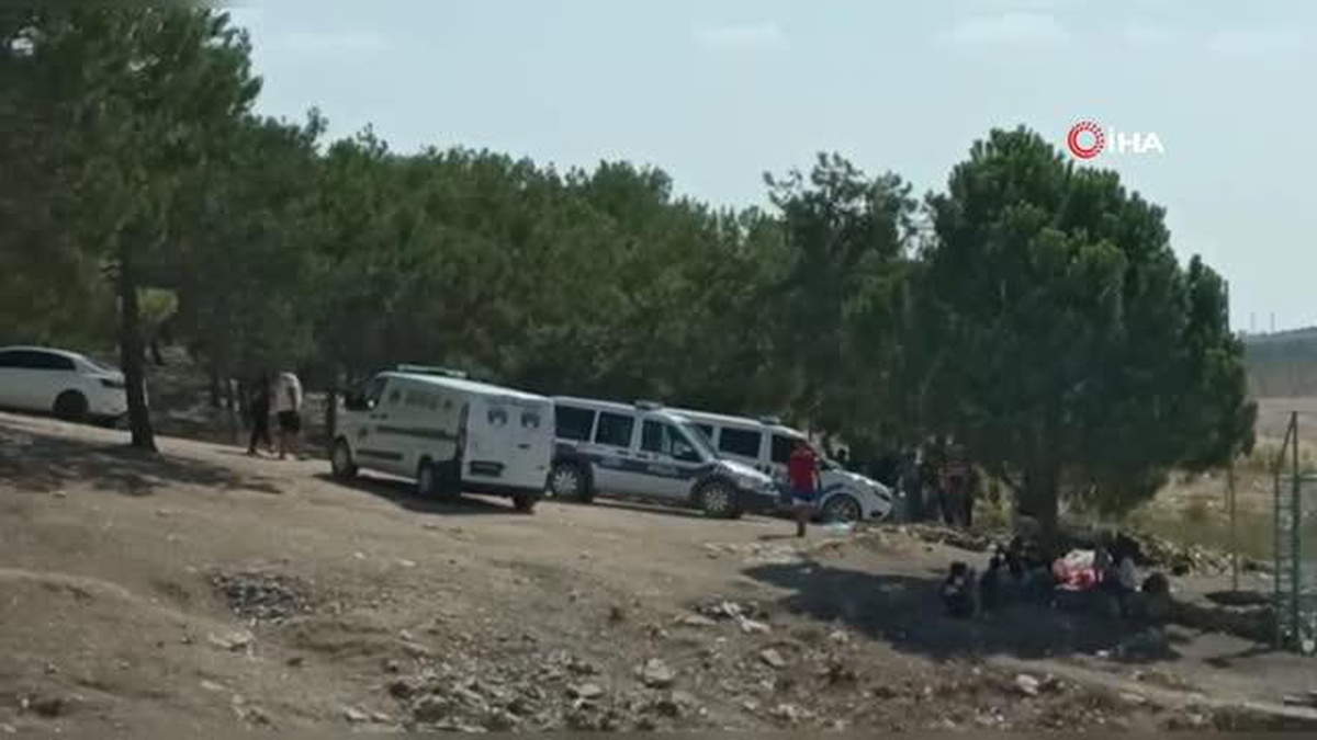 Atatürk Baraj Gölü\'ne giren genç kız boğuldu