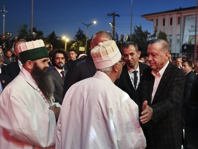 Hacı Bektaş Veli'yi Anma Töreni'ne Cumhurbaşkanı'nın okuduğu dizeler damga vurdu
