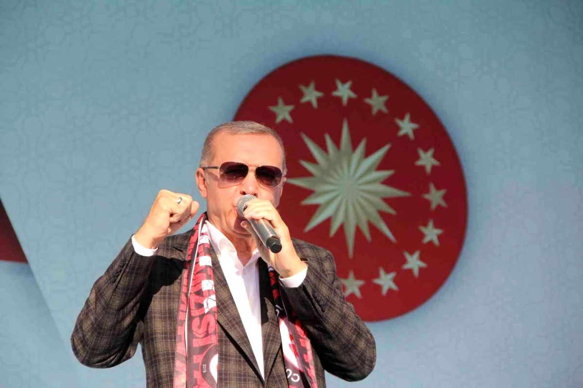 Cumhurbaşkanı Recep Tayyip Erdoğan: "Biz de laf yok, iş var"