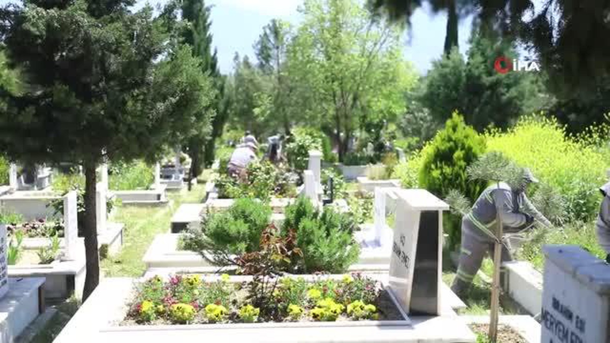Denizli\'deki 827 mezarlık Büyükşehire emanet