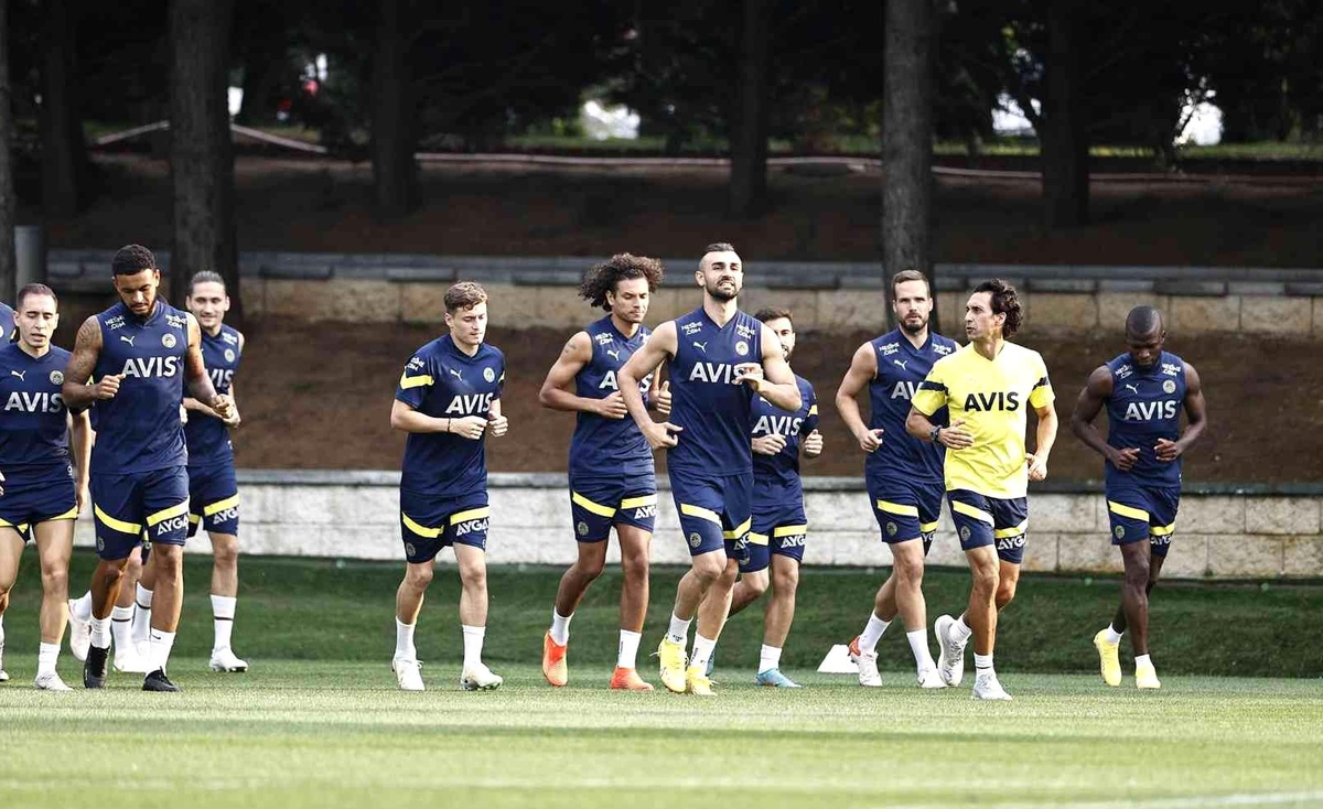 Fenerbahçe, Kasımpaşa maçı hazırlıklarını sürdürdü