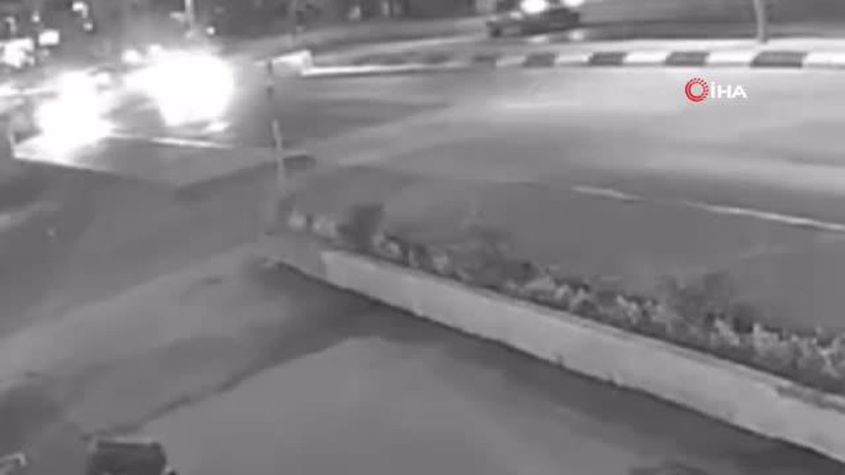 Kazaya karıştı, hiçbir şey olmamış gibi yoluna devam etti