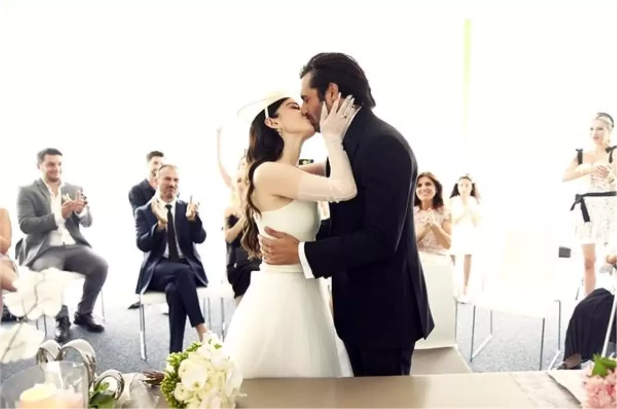 Özge gürel çıplak