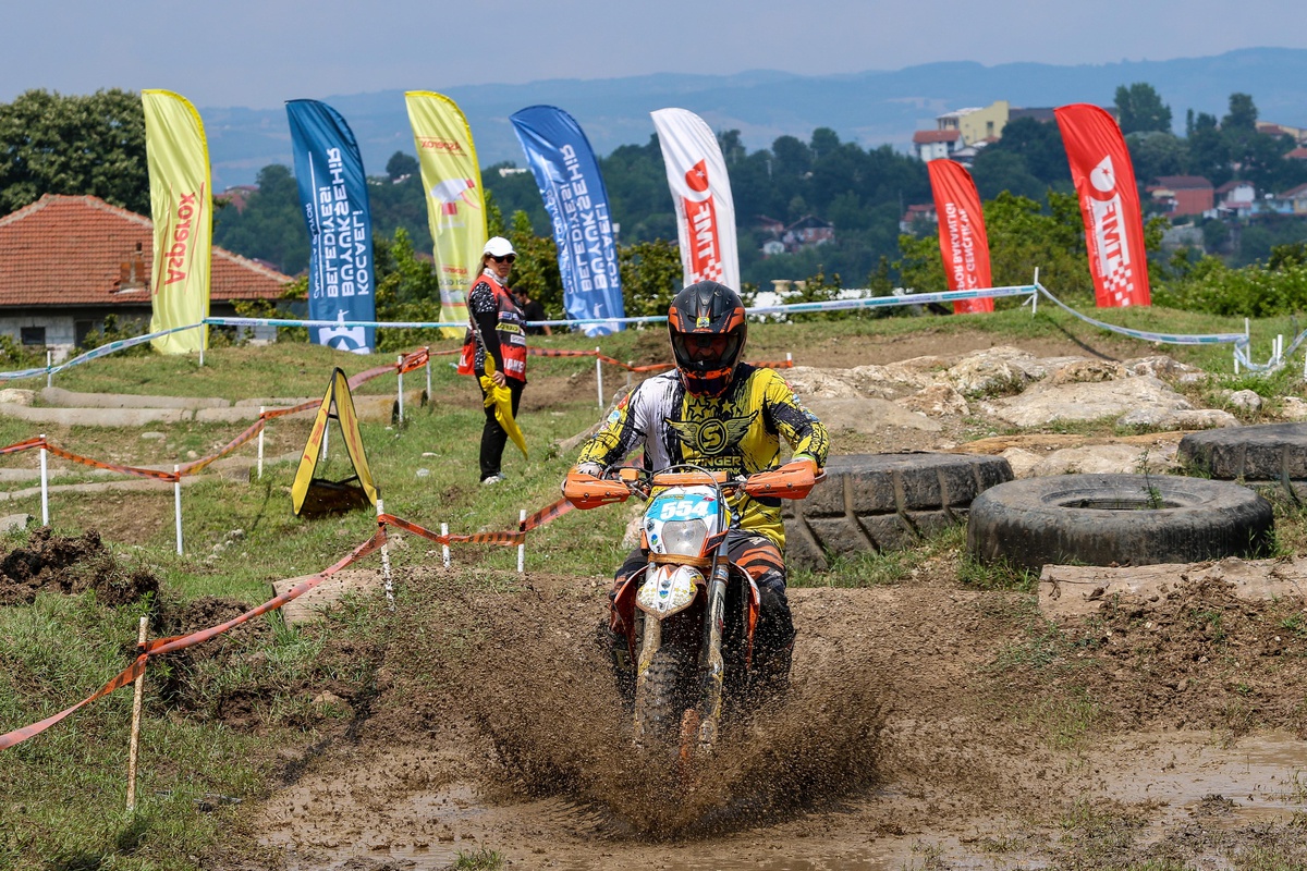 Türkiye Süper Enduro Şampiyonası\'nın dördüncü ayağı Kocaeli\'de başladı
