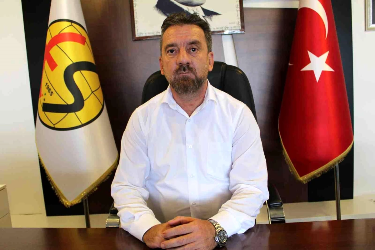 Başkan Şimşek, Konyaspor için Eskişehirspor Tesisleri\'ni açtı