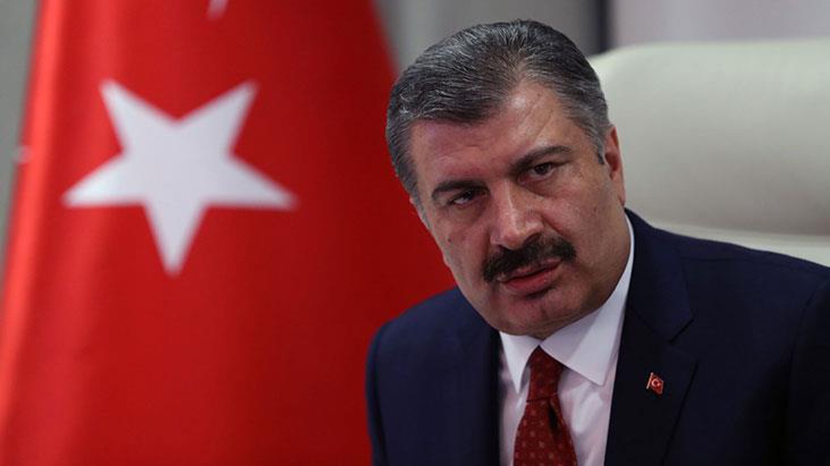 Bakan Koca\'dan binlerce doktoru ilgilendiren sözler: Yeni uygulama kapsamında sözleşmeli doktorlar daha yüksek özlük haklarına sahip olacak