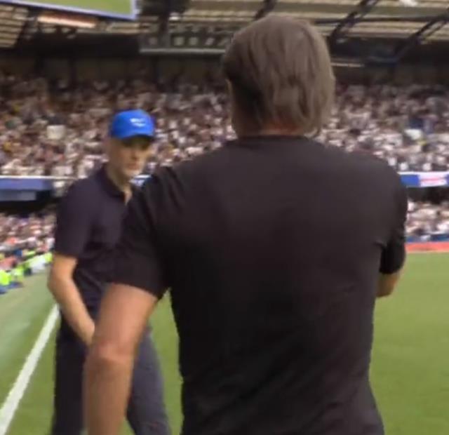 Dev derbide inanılmaz görüntüler! Dünya, Conte ile Tuchel arasındaki kavgayı konuşuyor Dev derbide inanılmaz görüntüler! Dünya, Conte ile Tuchel arasındaki kavgayı konuşuyor