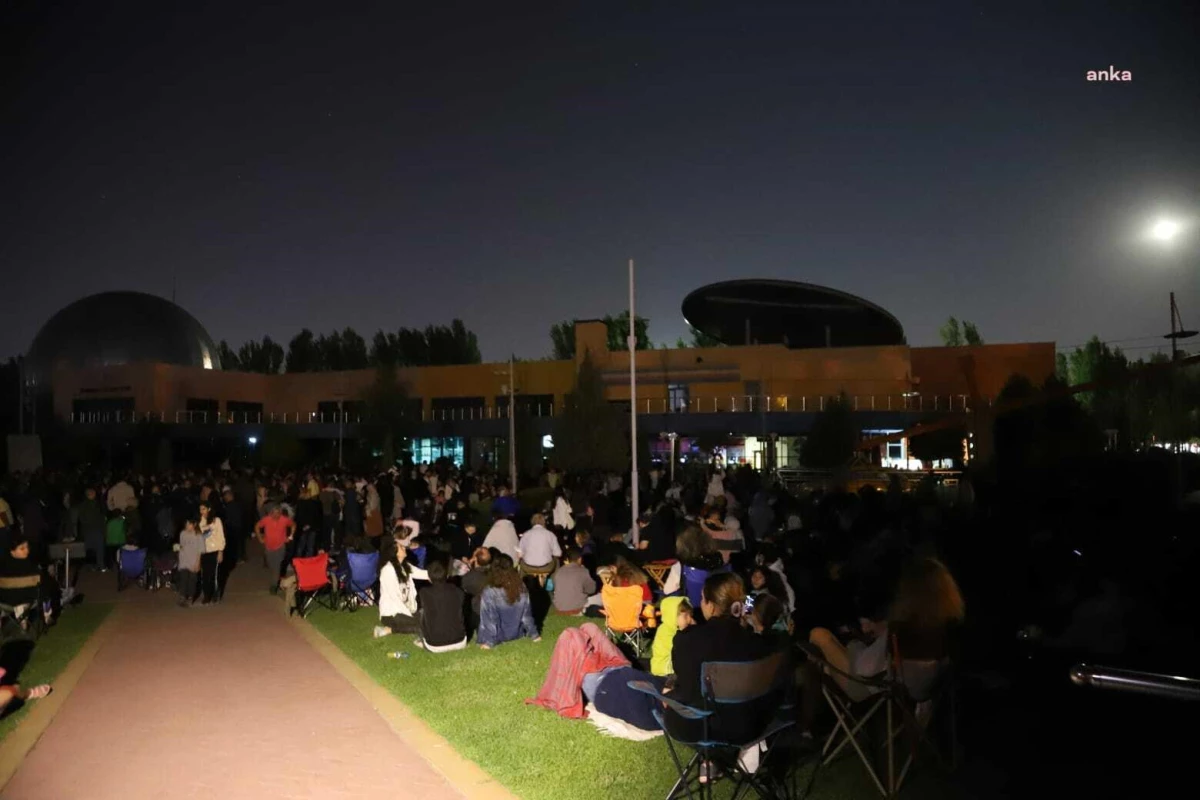 Eskişehir yerel haberleri... Eskişehir'de 'Gece Gözlem Etkinliği' Düzenlendi