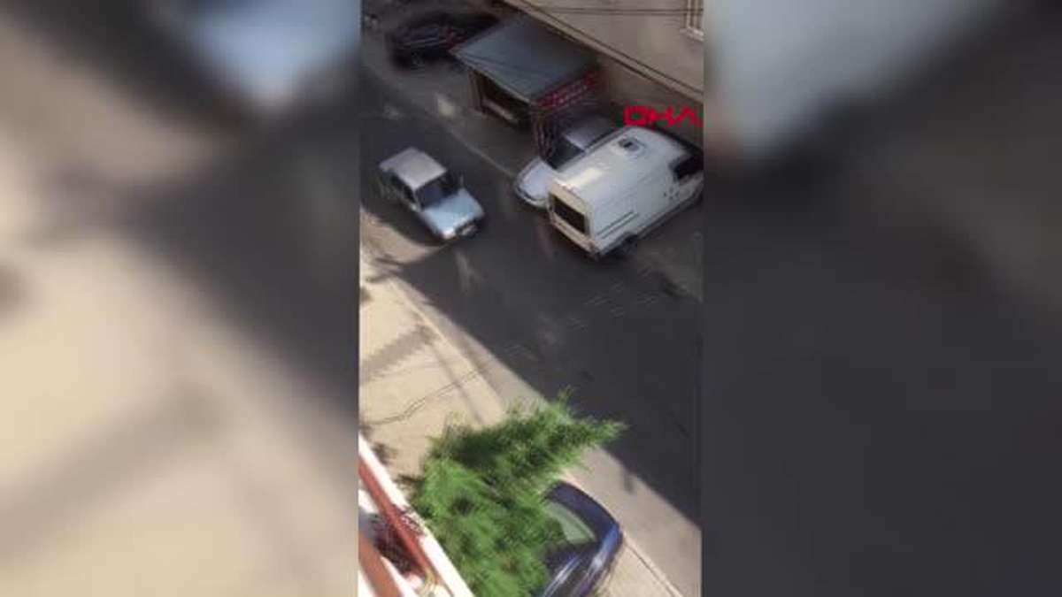 İSTANBUL-SANCAKTEPE\'DE HABER VERMEDEN ARKADAŞININ ARACINI ALDI, POLİS HIRSIZ DİYE YAKALADI