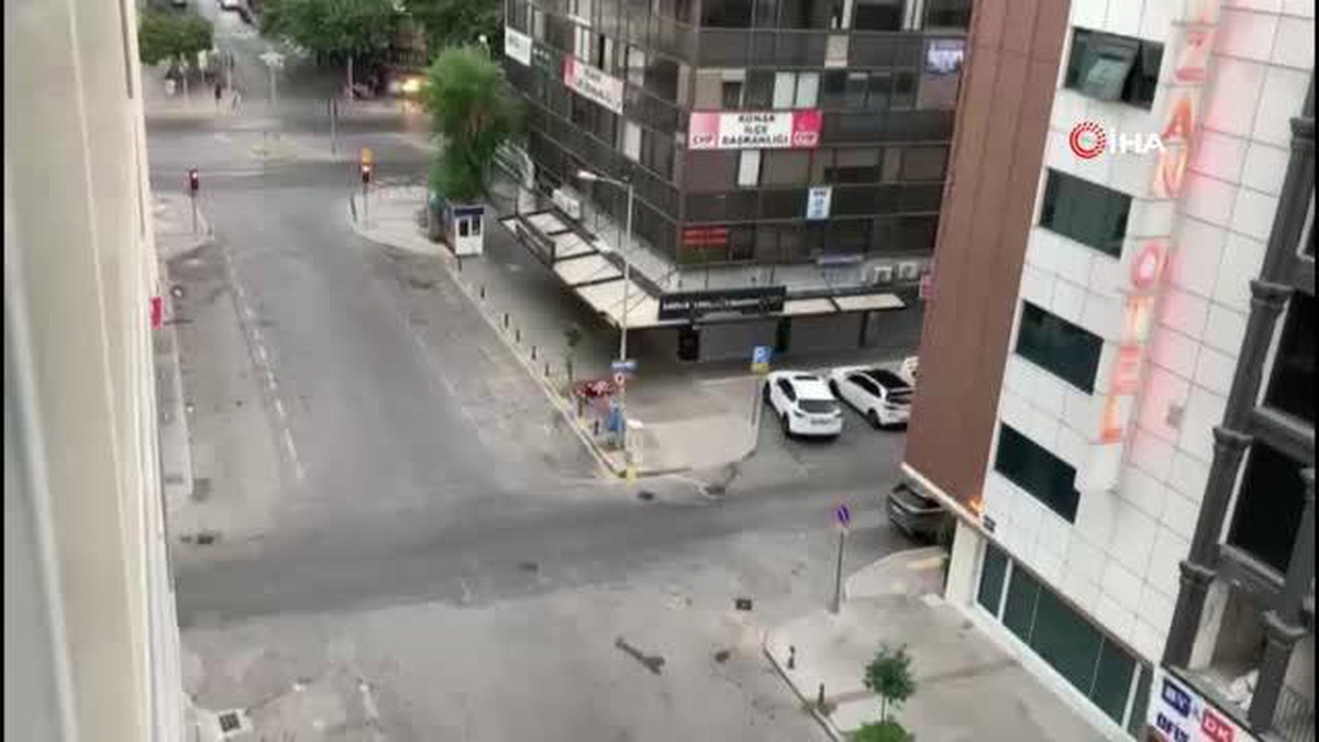 İzmir\'de 5.0 büyüklüğünde deprem