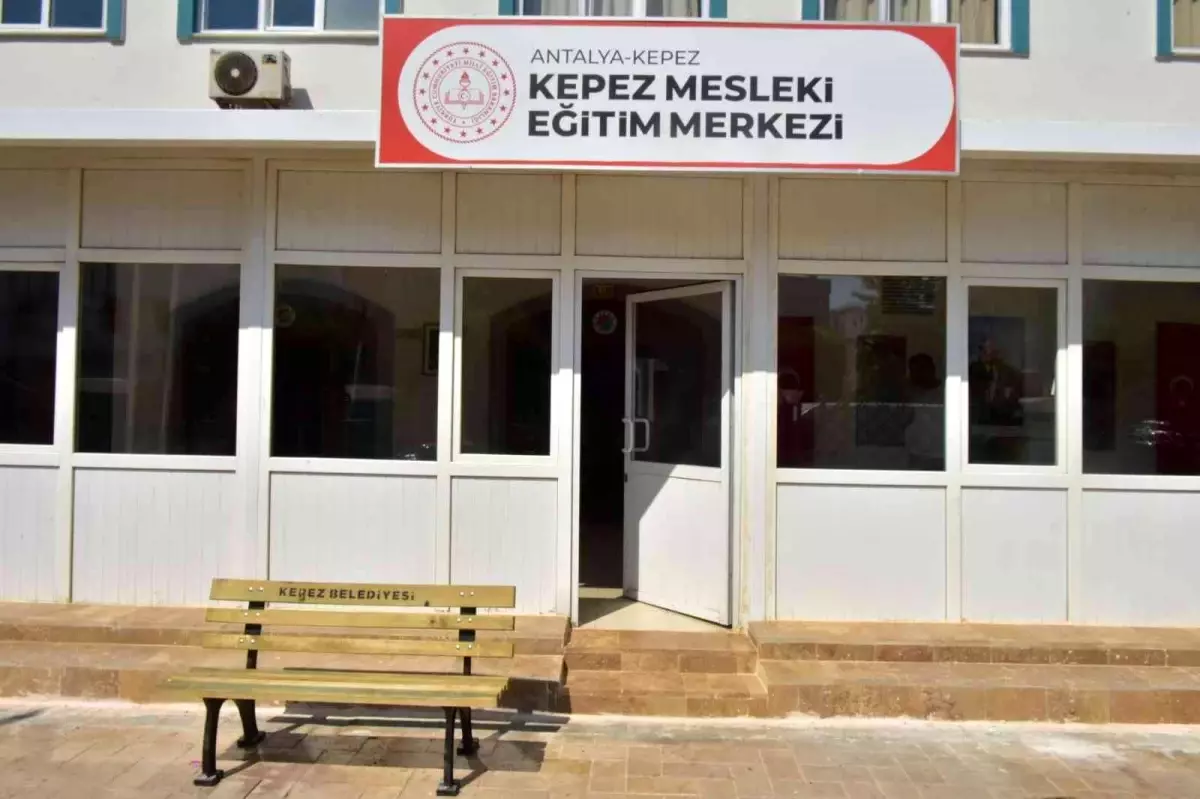 Kepez Belediyesi\'nden Teomanpaşa mahallesine iki müjde