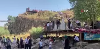 Muradiye Şelalesi'ne yoğun ilgi