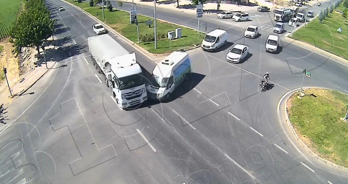 Şanlıurfa\'da yaşanan ilginç kazalar kamerada